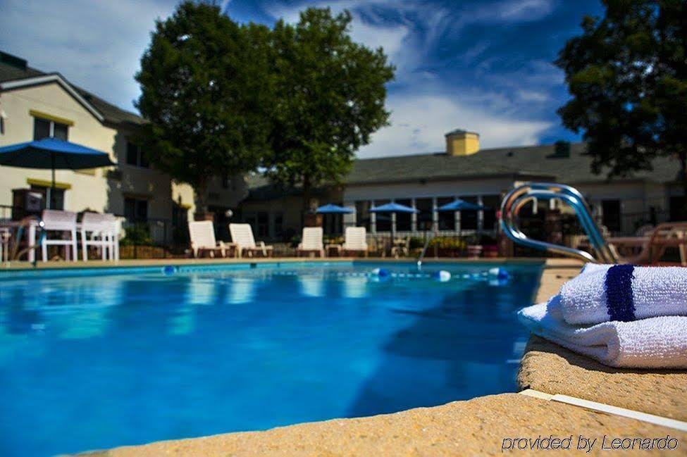 Отель Baymont By Wyndham Norcross Atlanta Экстерьер фото
