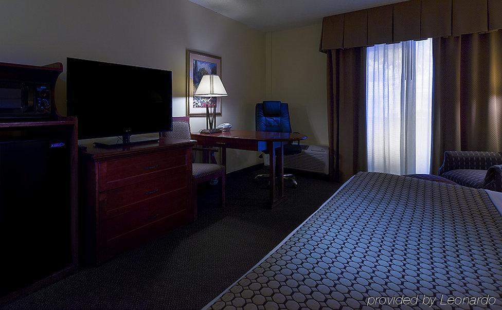 Отель Baymont By Wyndham Norcross Atlanta Экстерьер фото